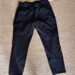 Lululemon NWT Black On The Fly  Drawstring Pants